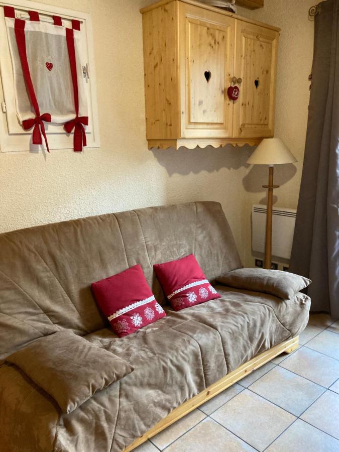 Appartement Dans Chalet Typiquement Savoyard Au Pied Des Pistes La Norma Bagian luar foto